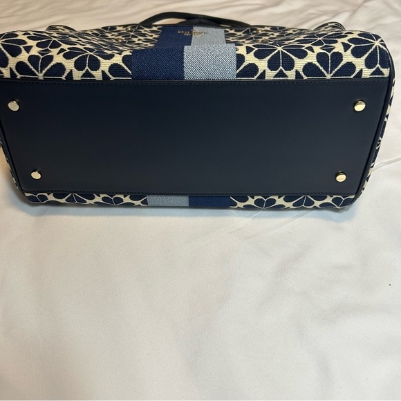 Kate Spade Flower Jacquard Stripe Everything Medium Tote blue and navy - Picture 14 of 15
